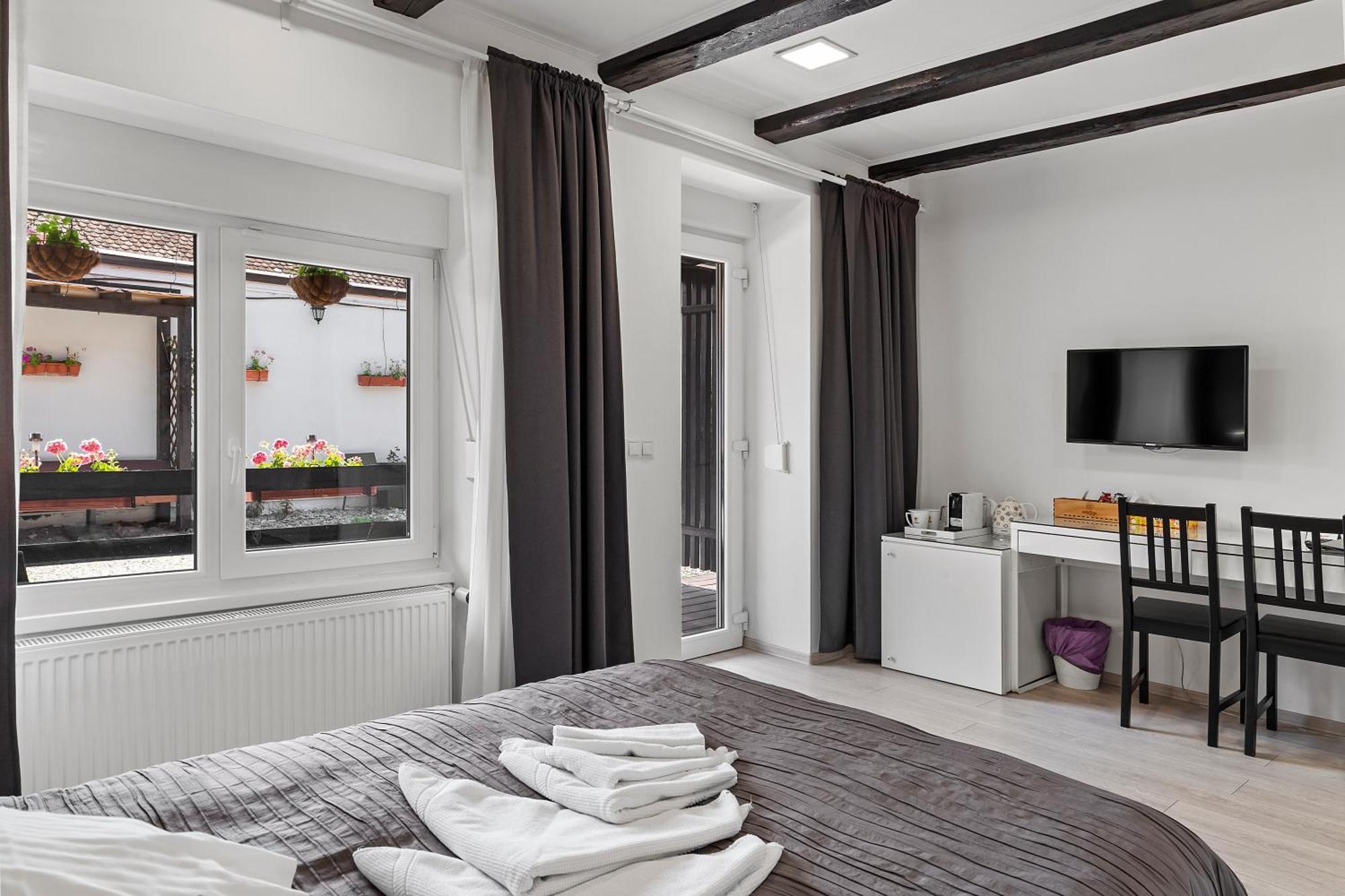 Pensiunea Alina "Adults Only" Sibiu Ngoại thất bức ảnh