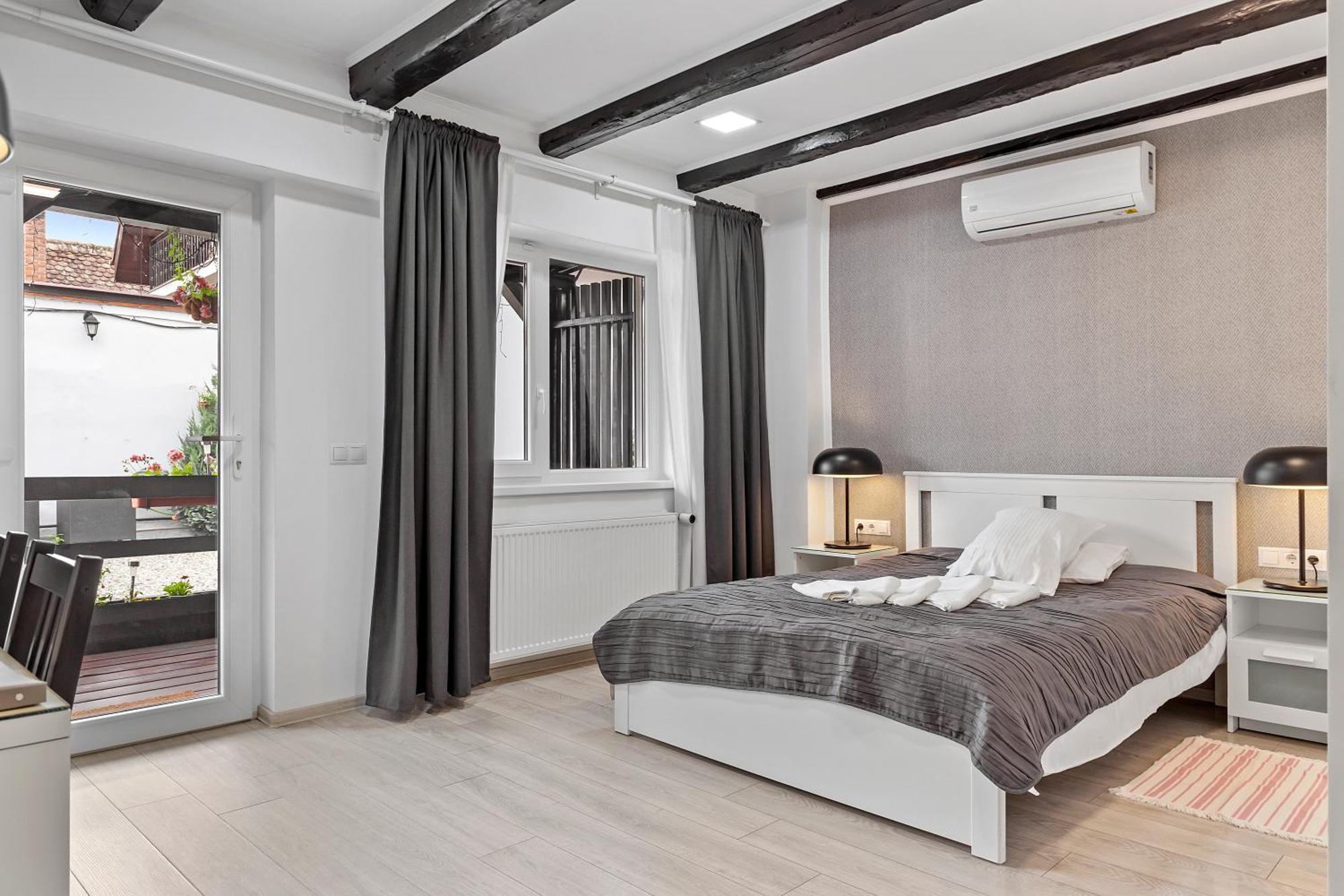 Pensiunea Alina "Adults Only" Sibiu Ngoại thất bức ảnh