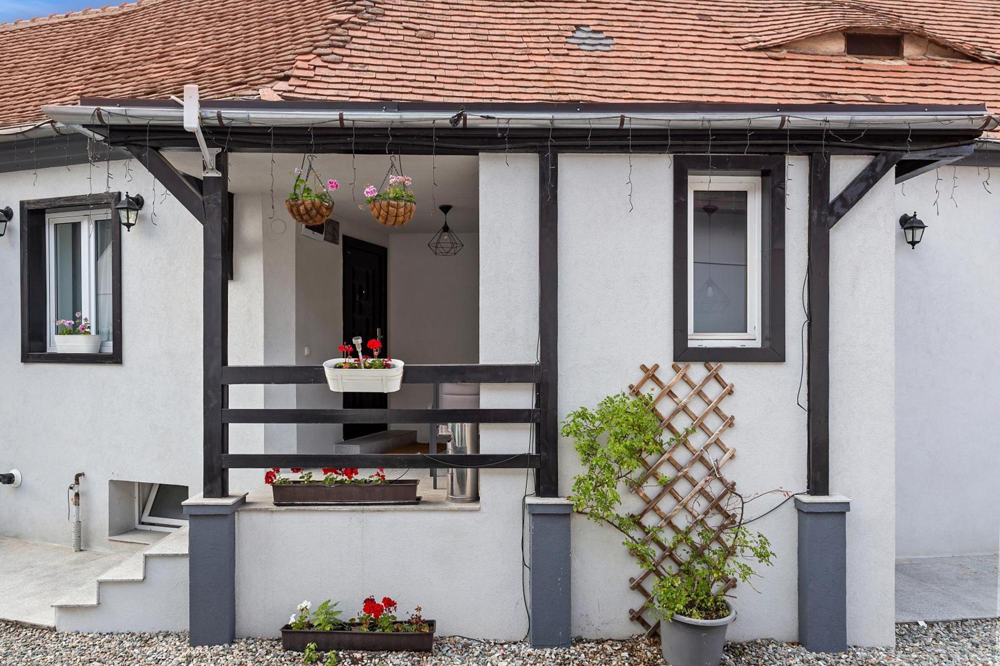 Pensiunea Alina "Adults Only" Sibiu Ngoại thất bức ảnh