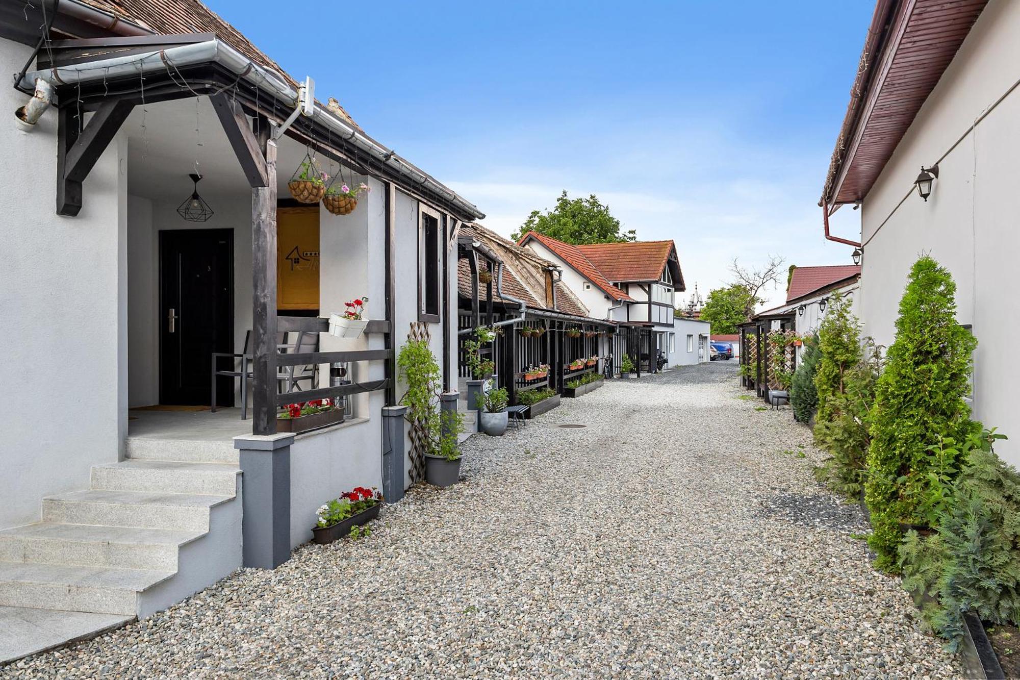 Pensiunea Alina "Adults Only" Sibiu Ngoại thất bức ảnh